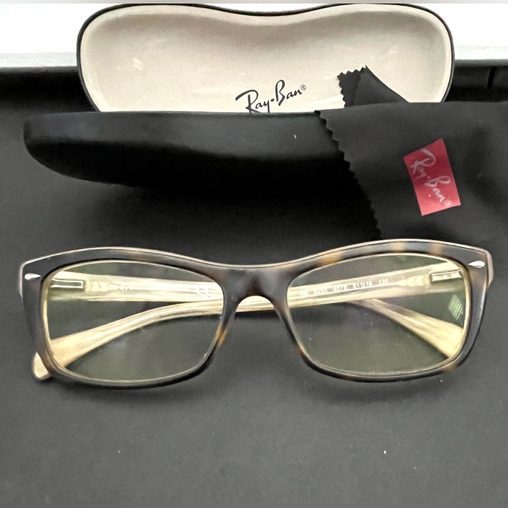 RAY BAN Tortoise Frames 
5265 5075 57 16 135